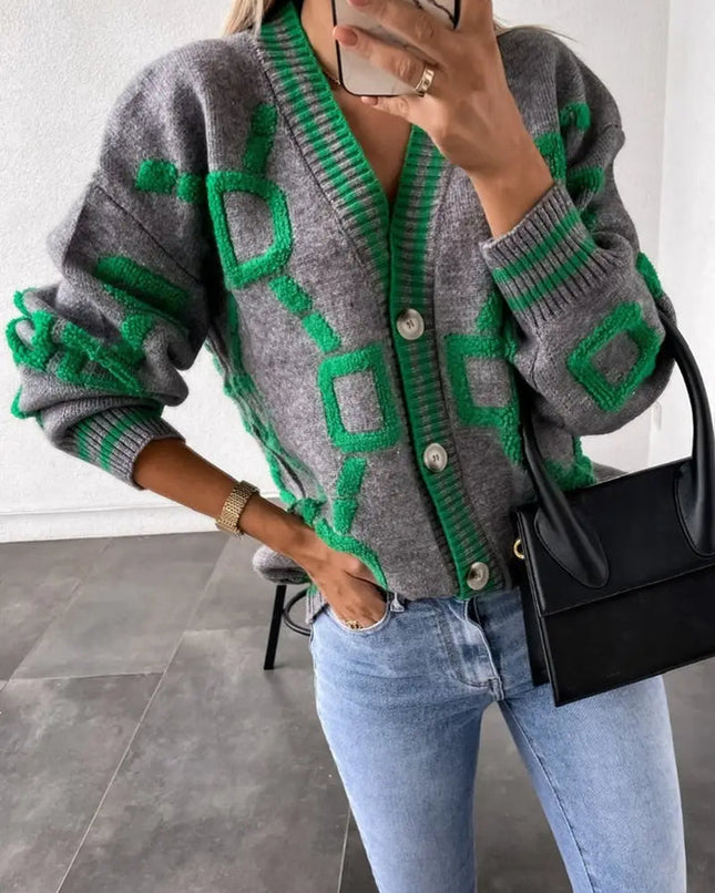 Aveline's Vintage Knit Cardigan Button-Up With Geometric Pattern