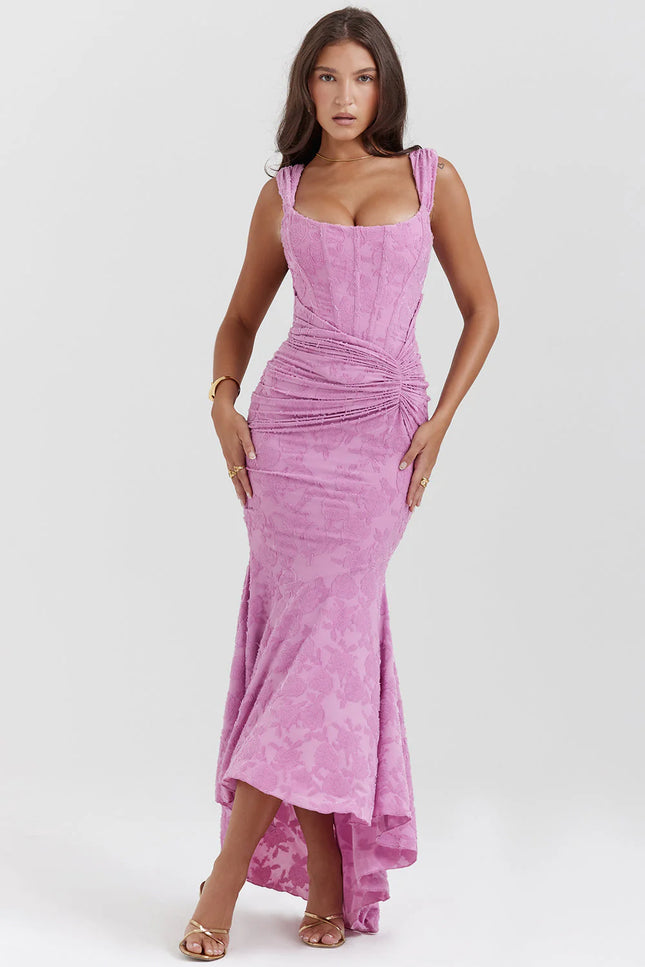 Aveline's Elegant Waist Maxi Dress